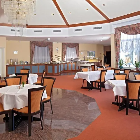 City 3* カッセル